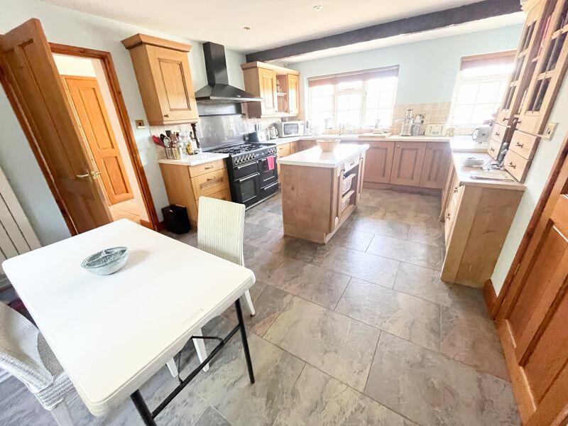 Additional property image - Tithe Barn Cottage, Monknash, The Vale of Glamorgan CF71 7QQ