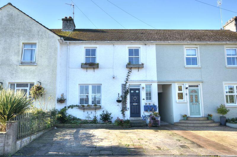 Main image of property: 4 Borough Close, Cowbridge, The Vale of Glamorgan, CF71 7BN