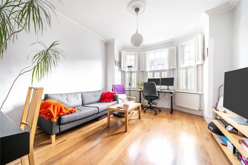 Main image of property: Devonshire Road, Palmers Green, London, N13