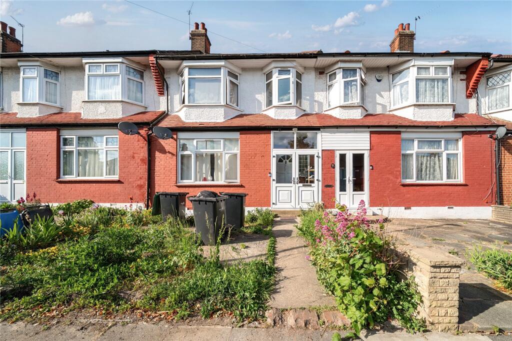 Main image of property: Ecclesbourne Gardens, Palmers Green, London, N13