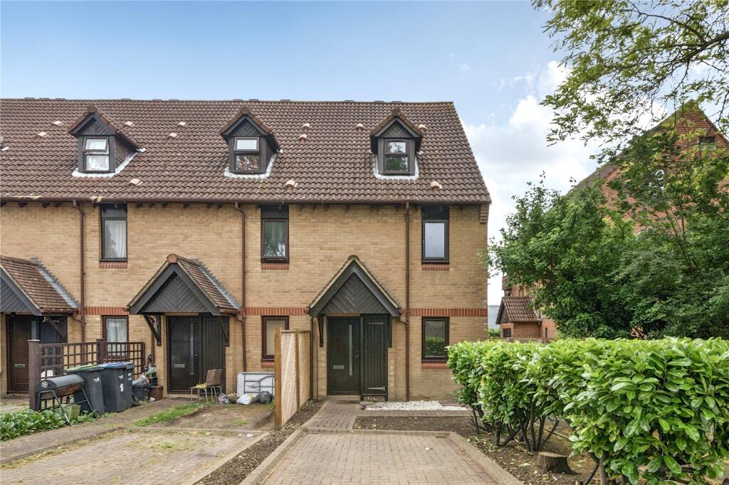 Main image of property: Pilgrims Close, Palmers Green, London, N13