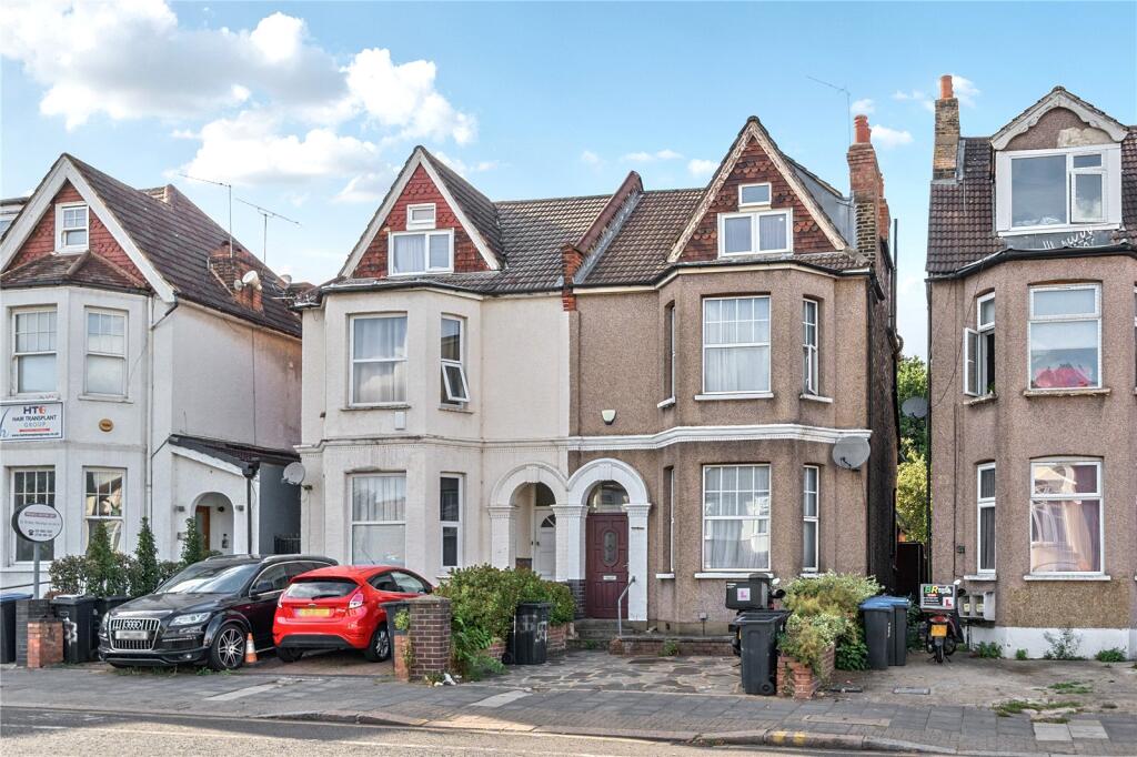 Main image of property: Green Lanes, Palmers Green, London, N13
