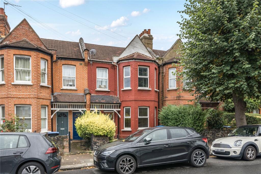 Main image of property: Avondale Road, Palmers Green, London, N13