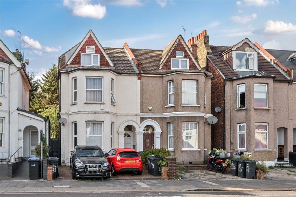 Main image of property: Green Lanes, Palmers Green, London, N13