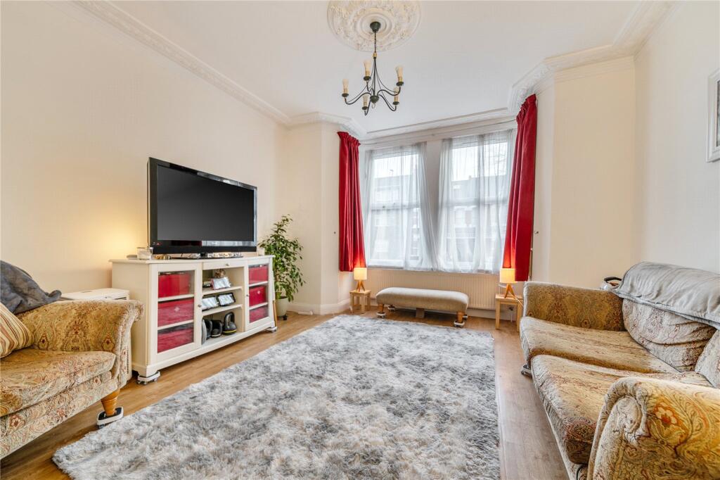 Main image of property: Palmerston Crescent, Palmers Green, London, N13