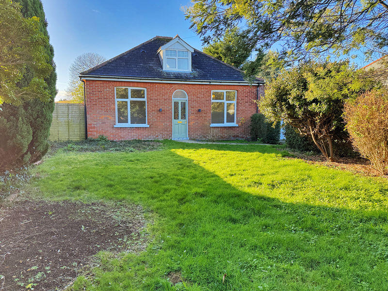 Main image of property: Nodes Road, Cowes