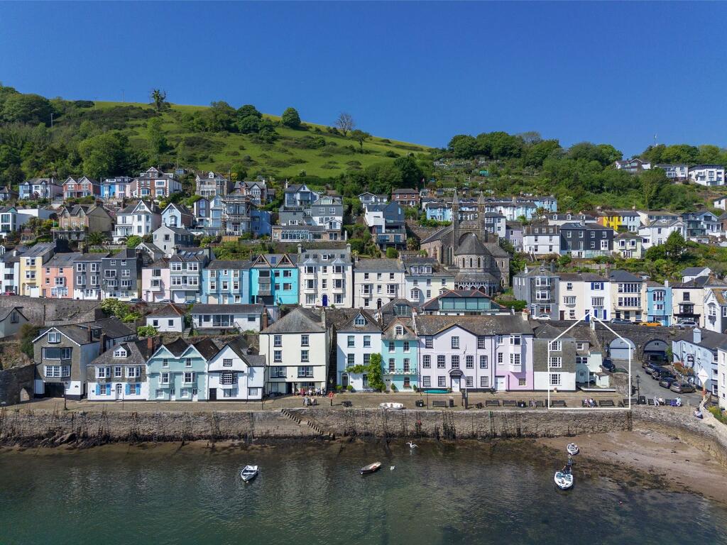 Main image of property: 1 Bayards Cove, Dartmouth, Devon