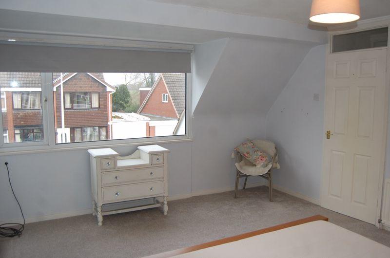 3 bedroom semidetached house for sale in Windsor Road, Albrighton