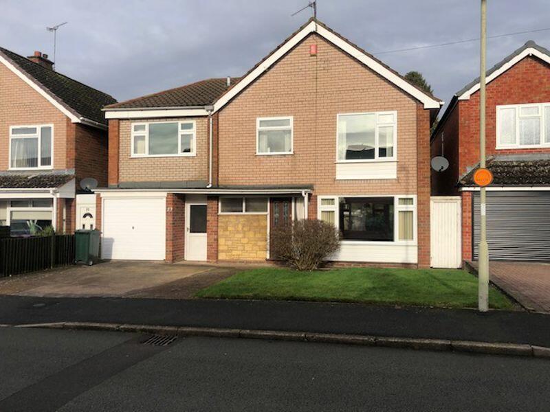 5 bedroom detached house for sale in Weston Road, Albrighton