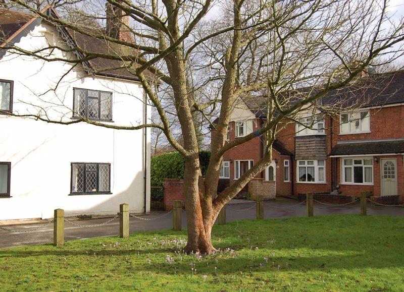 2 bedroom cottage for sale in High Street, Albrighton, Wolverhampton, WV7