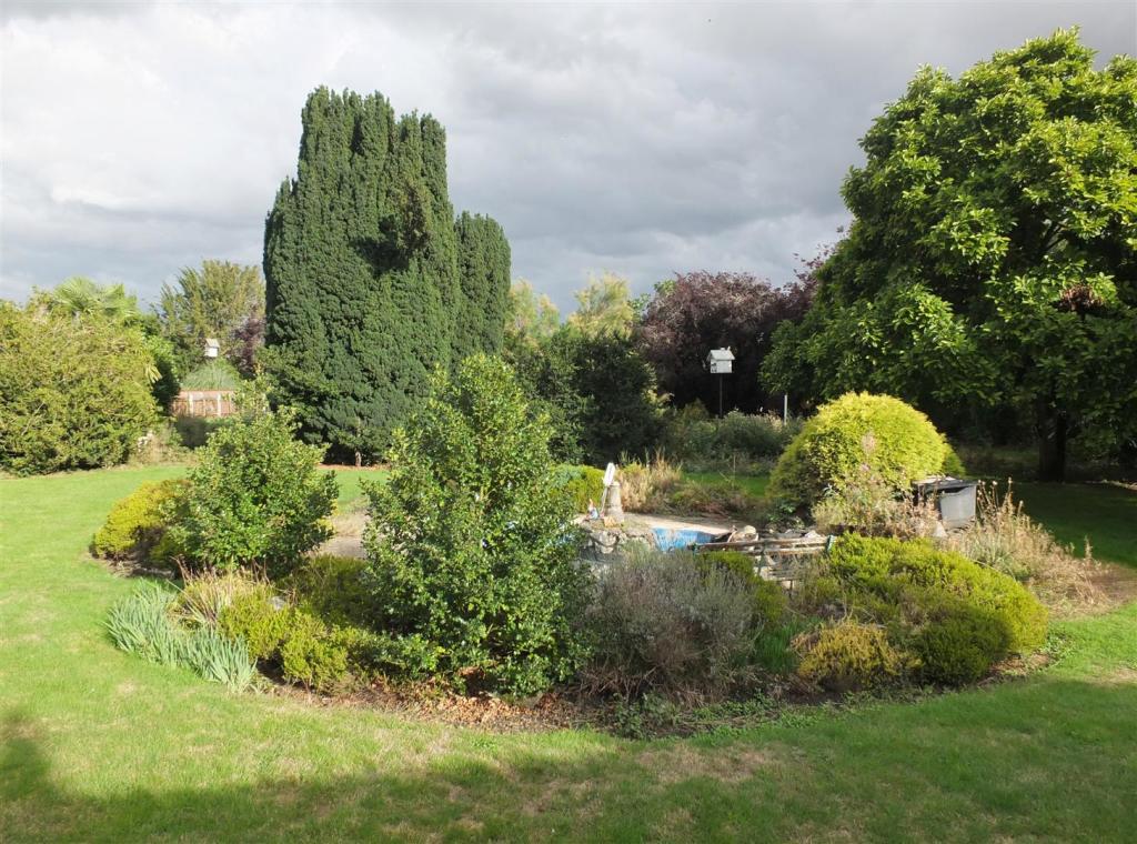 Plot for sale in Mill Lane, Sutton Bridge, PE12