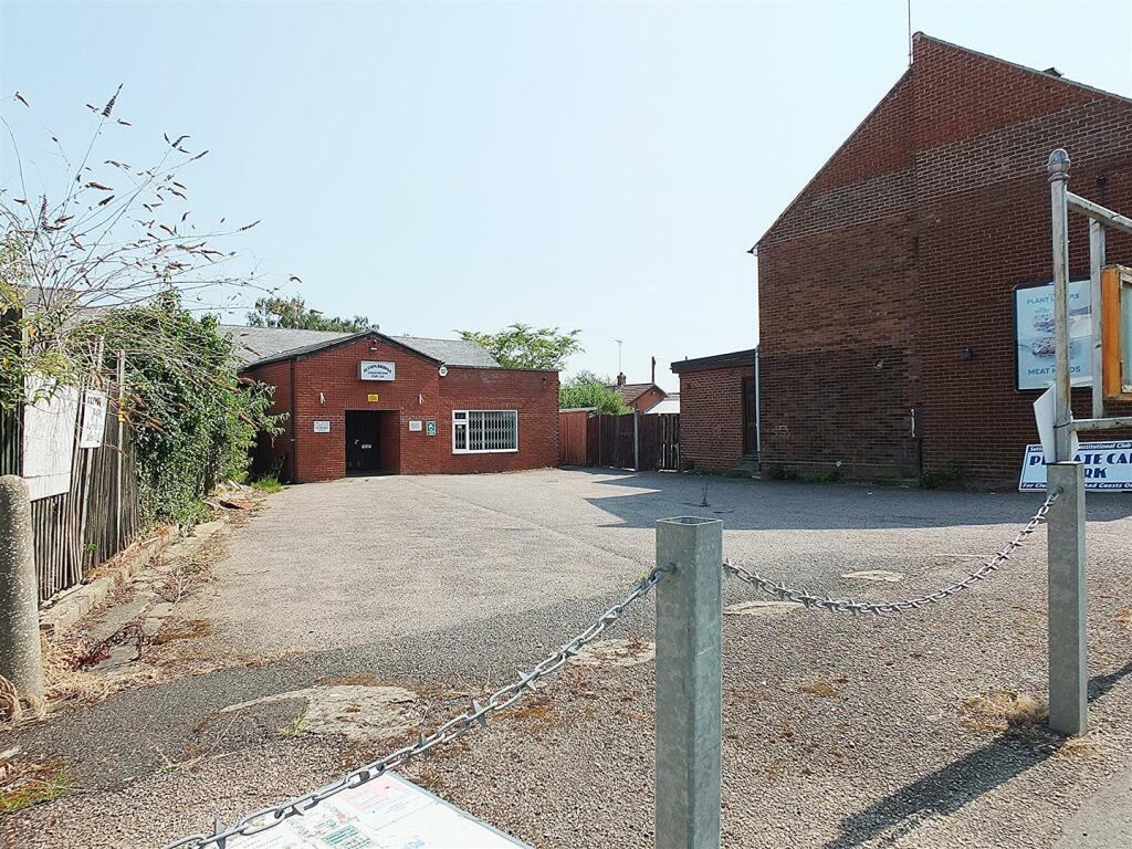 Plot for sale in Next to 112 Bridge Road, Sutton Bridge, Spalding, PE12