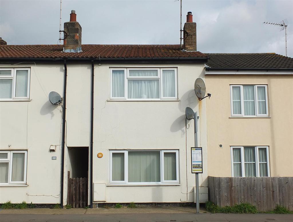 2 bedroom terraced house for sale in Bridge Road, Sutton Bridge, PE12