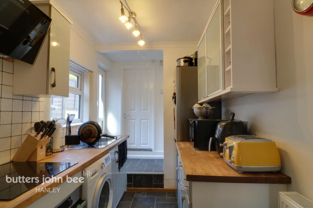 Main image of property: Keelings Road Stoke-On-Trent ST1 6QT