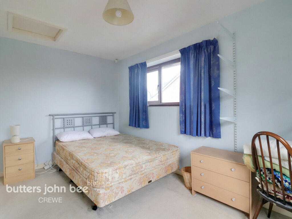 Additional property image - Queens Park Gardens, Crewe