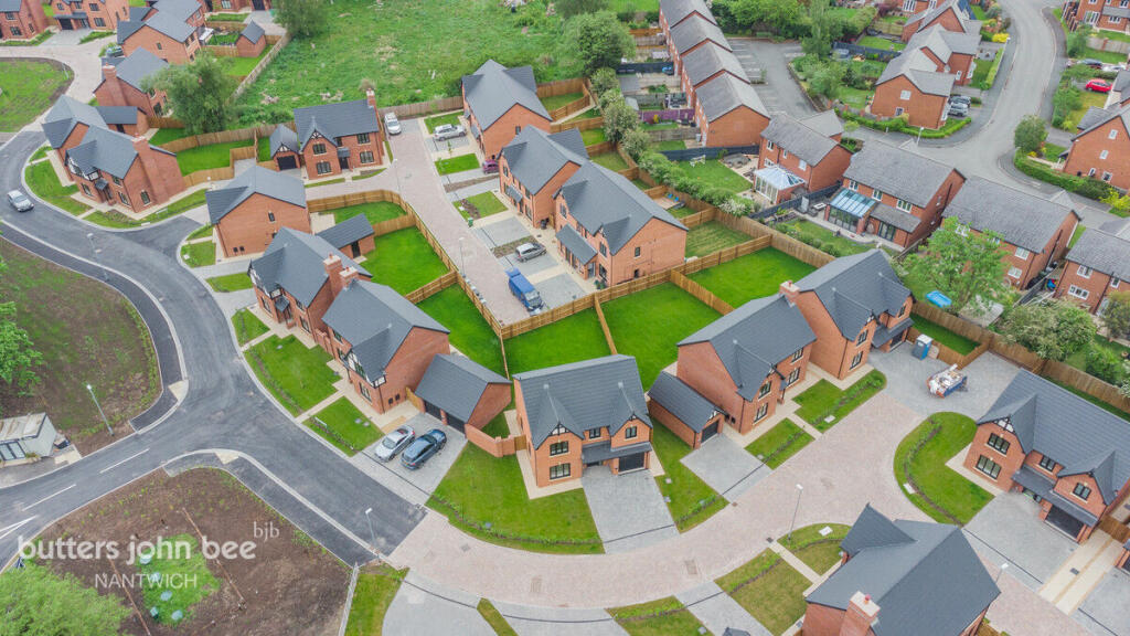 Additional property image - Alderwood Gardens, Aston, Nantwich