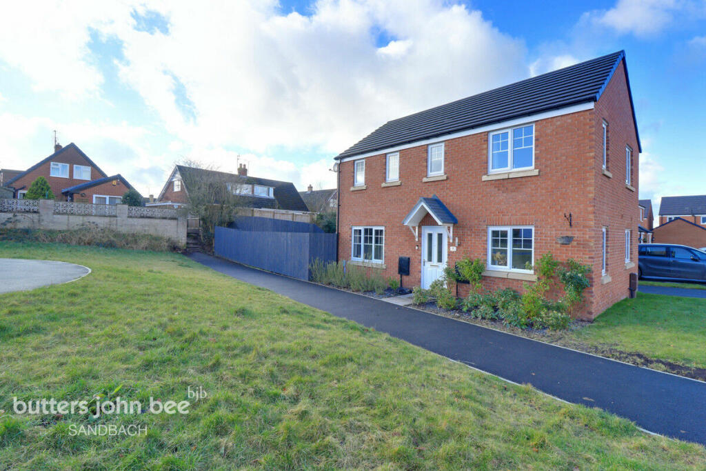 3 bedroom detached house for sale in Buckthorn Road, Sandbach, CW11