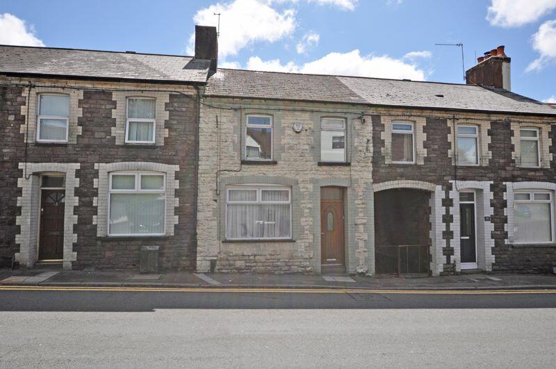3 bedroom terraced house for sale in Spacious Cottage, Cefn Road