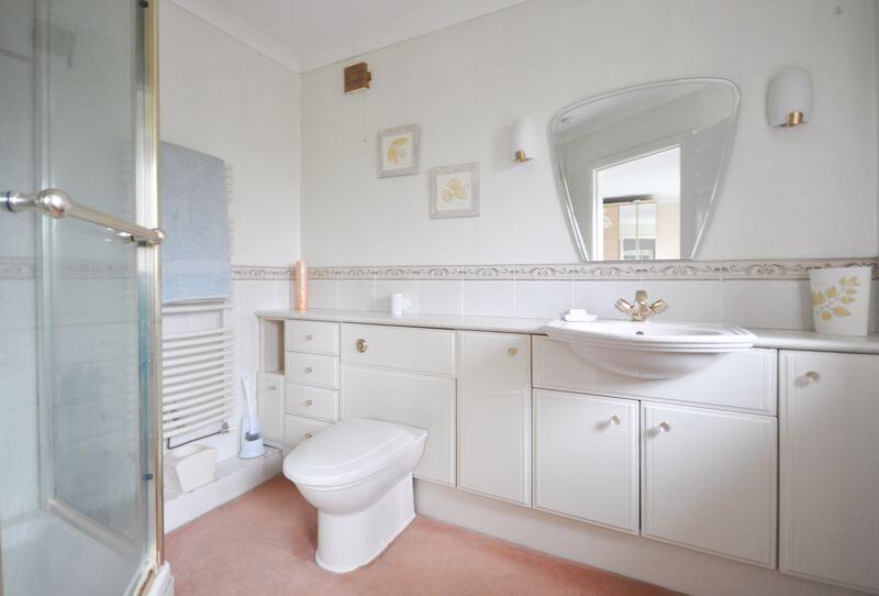 Additional property image - Family House, Mallards Reach, Marshfield
