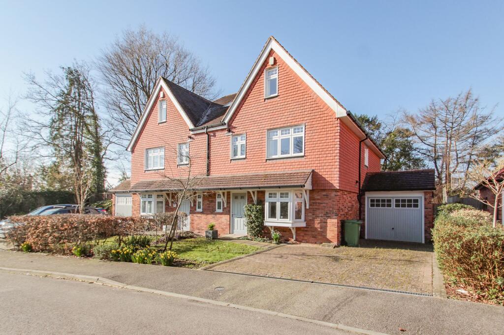 Main image of property: Love Lane, Mayfield, TN20