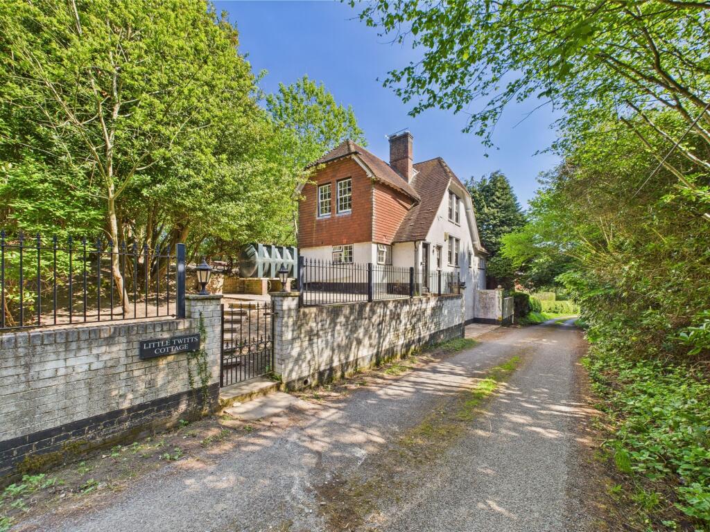 Main image of property: Five Ashes, Mayfield, TN20