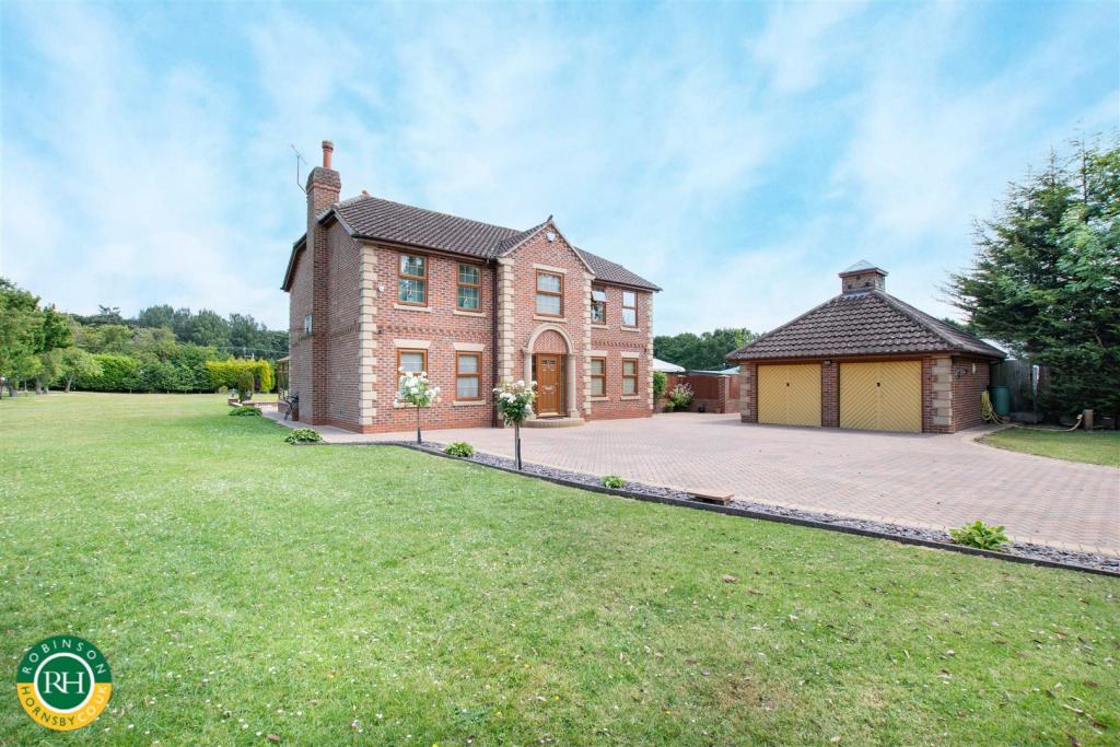 4 bedroom house for sale in Great North Road, Bawtry, Doncaster, DN10