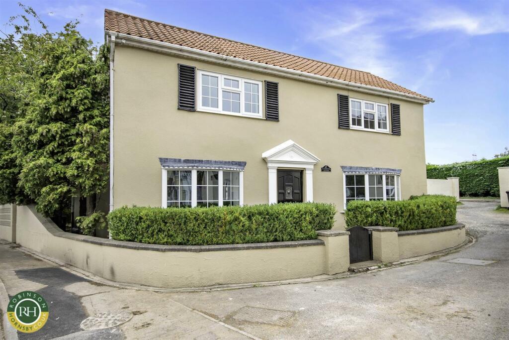 3 bedroom house for sale in Blacksmith's Cottage, Old Cantley Village