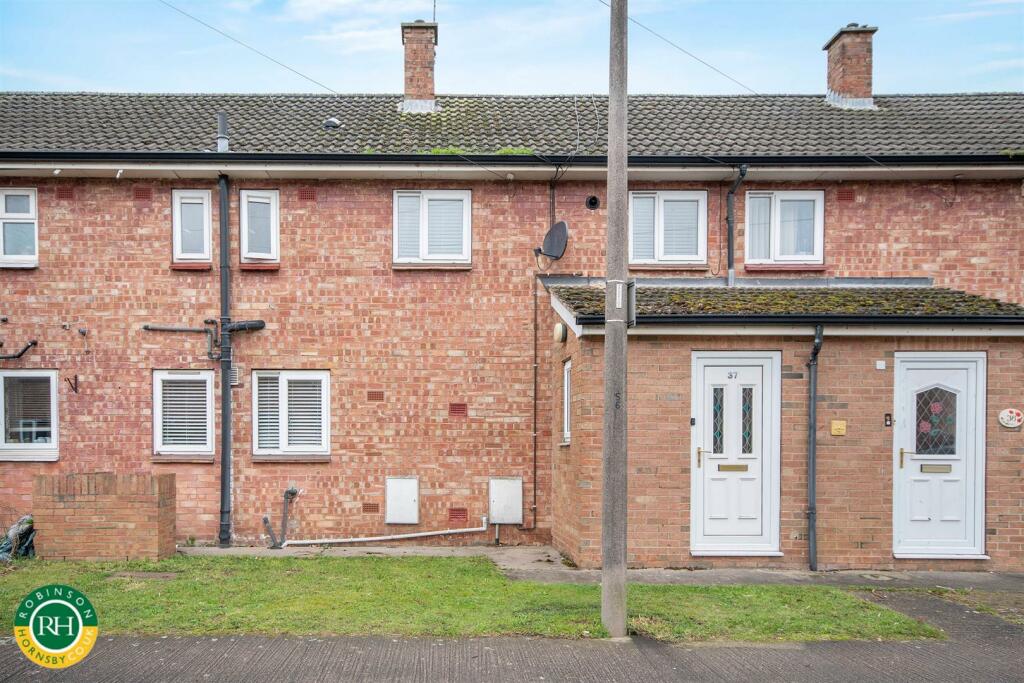 3 bedroom terraced house for sale in Sycamore Drive, Auckley, Doncaster