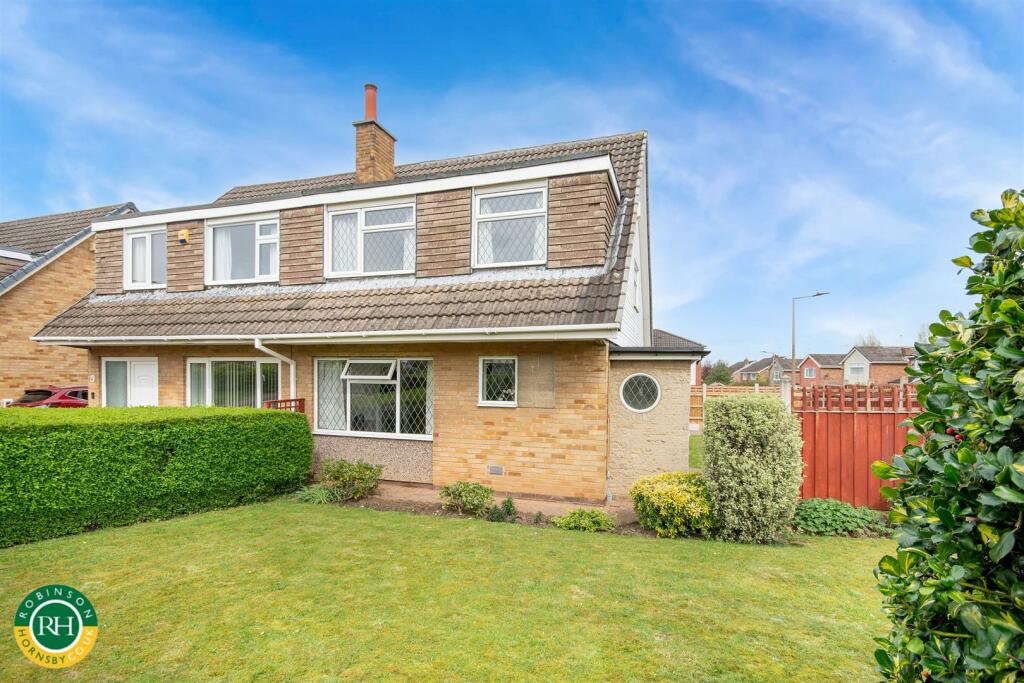 3 bedroom semi-detached house for sale in Westmorland Way, Sprotbrough, Doncaster, DN5