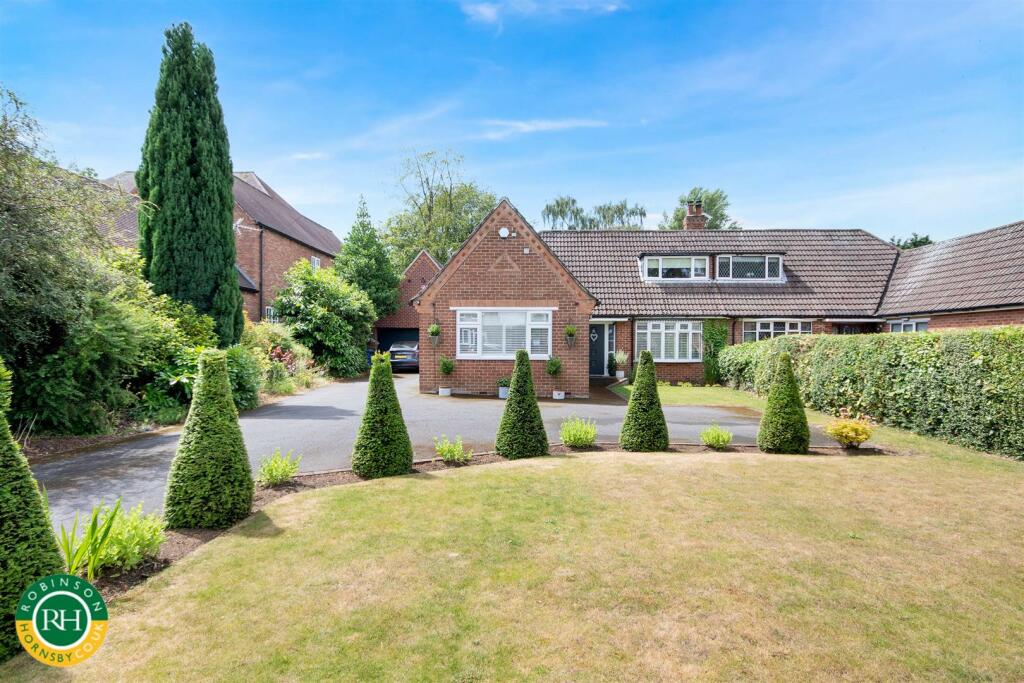 5 bedroom semidetached house for sale in St. Wilfrids Road, Bessacarr