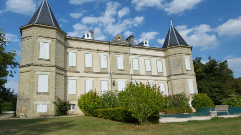 13 bedroom castle for sale in MiramontdeGuyenne, LotetGaronne