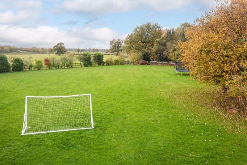 5 bedroom detached house for sale in Rope Farm, Rope Lane, Shavington, CW2