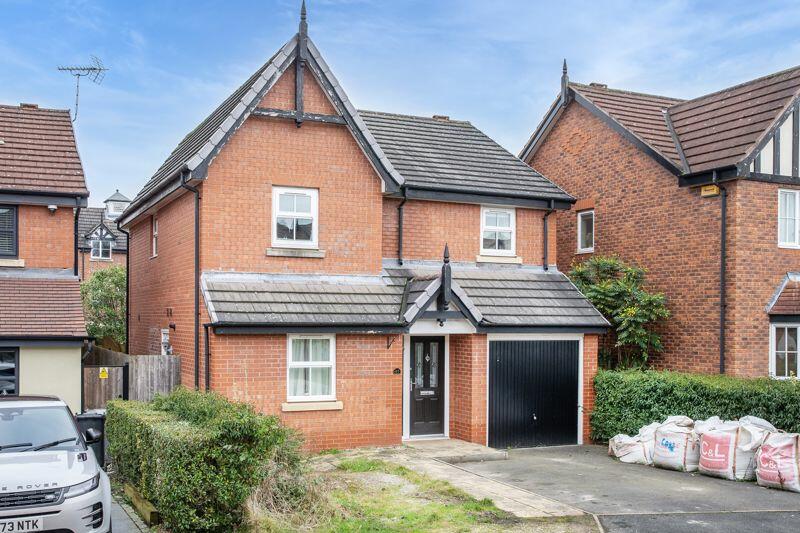 4 bedroom detached house for sale in Saltmeadows, Nantwich, CW5