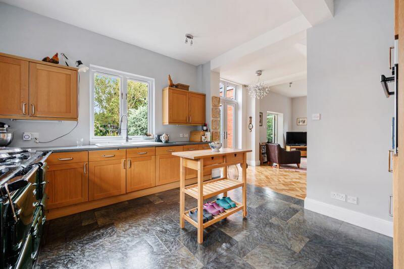 Additional property image - "Bowood", 453 Crewe Road, Wistaston