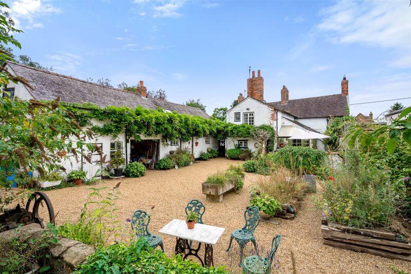 Additional property image - Hawk House, Nantwich Road, Wrenbury, Near Nantwich