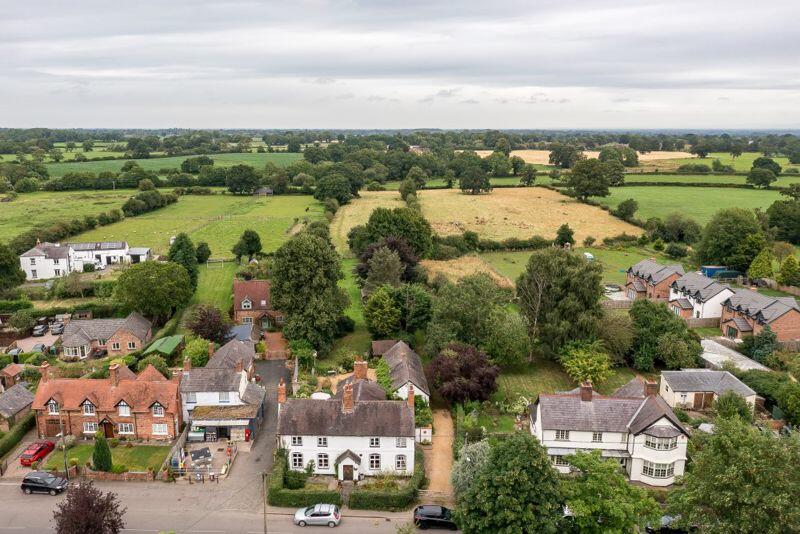 Additional property image - Hawk House, Nantwich Road, Wrenbury, Near Nantwich