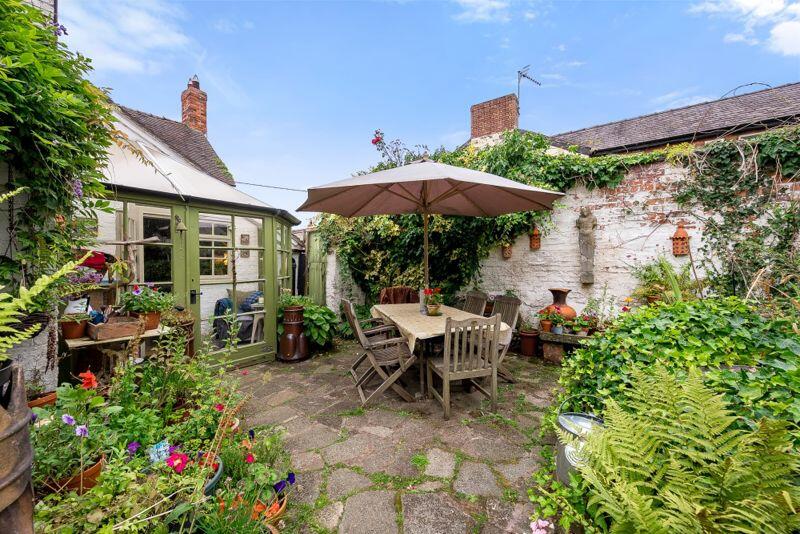 Additional property image - Hawk House, Nantwich Road, Wrenbury, Near Nantwich