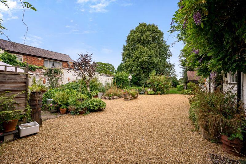 Additional property image - Hawk House, Nantwich Road, Wrenbury, Near Nantwich
