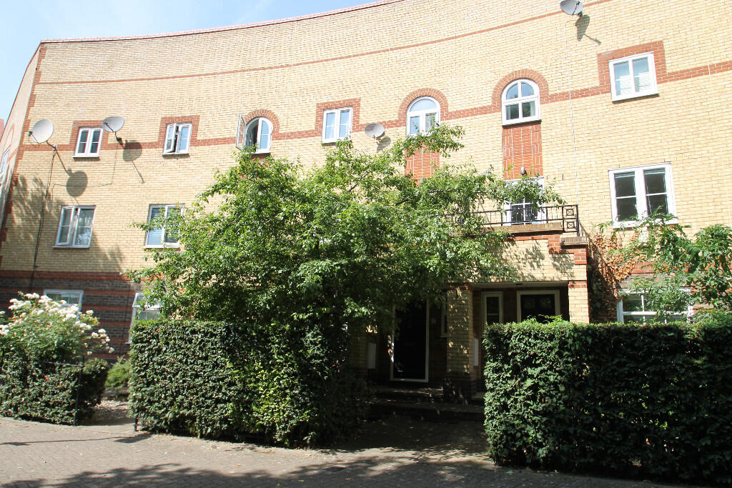 Main image of property: Viscount Drive, London, E6