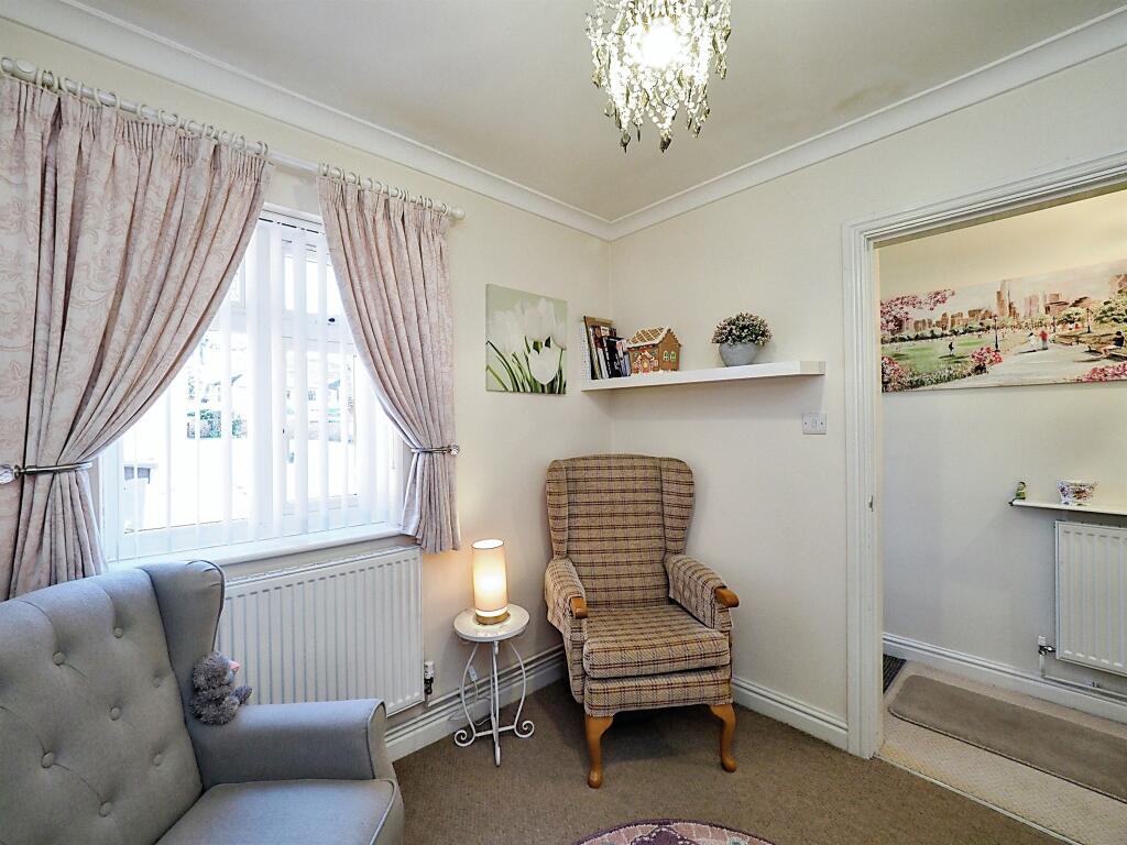 2 bedroom semidetached bungalow for sale in Gascoigne Drive, Spondon, Derby, DE21