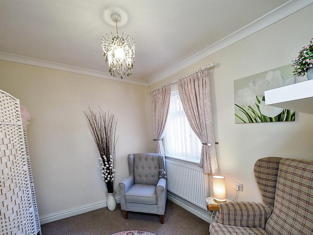 2 bedroom semidetached bungalow for sale in Gascoigne Drive, Spondon, Derby, DE21