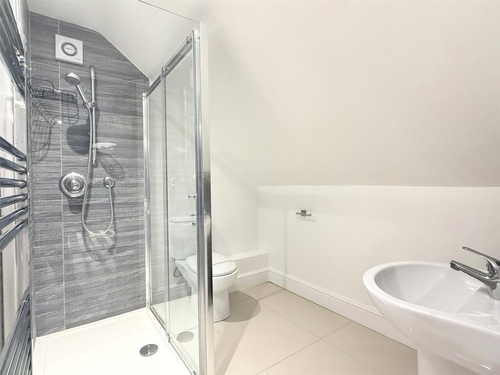 Additional property image - Bell Lane, Brookmans Park, Hertfordshire, AL9