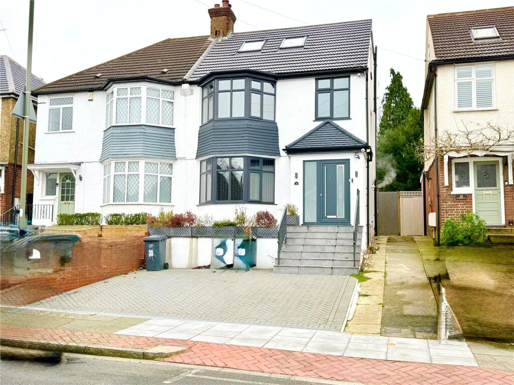 Main image of property: St. Margarets Avenue, Totteridge, London, N20