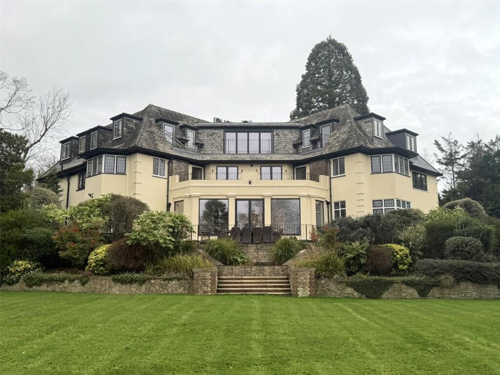 Main image of property: The Ridgeway, Potters Bar, Hertfordshire, EN6