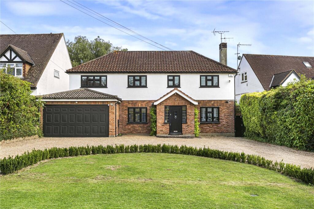 Main image of property: Mymms Drive, Brookmans Park, Hertfordshire, AL9