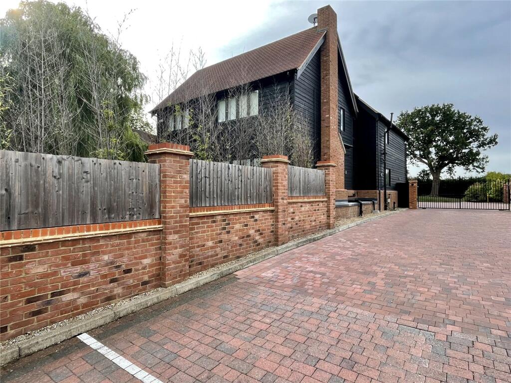 Main image of property: The Stables, Allum Lane, Elstree, Hertfordshire, WD6