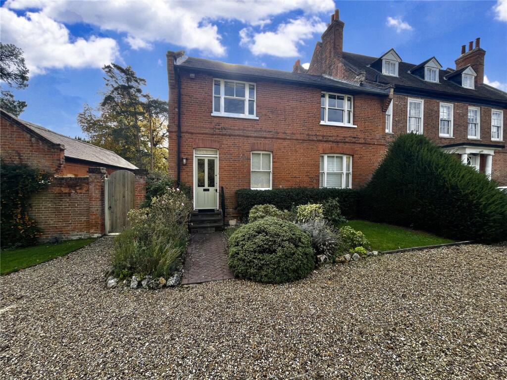 Main image of property: Holwell Lane, Essendon, Hertfordshire, AL9