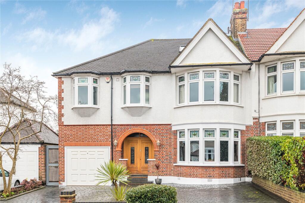 Main image of property: Brackendale, London, N21