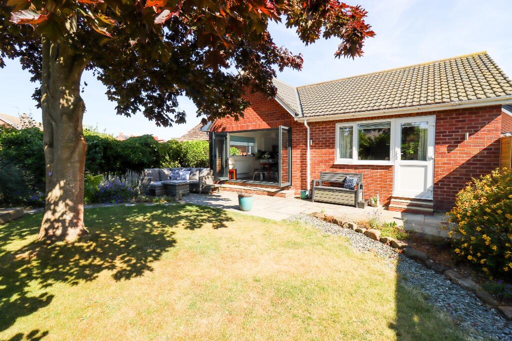 Main image of property: Lodge Gardens, Gristhorpe YO14 9PW