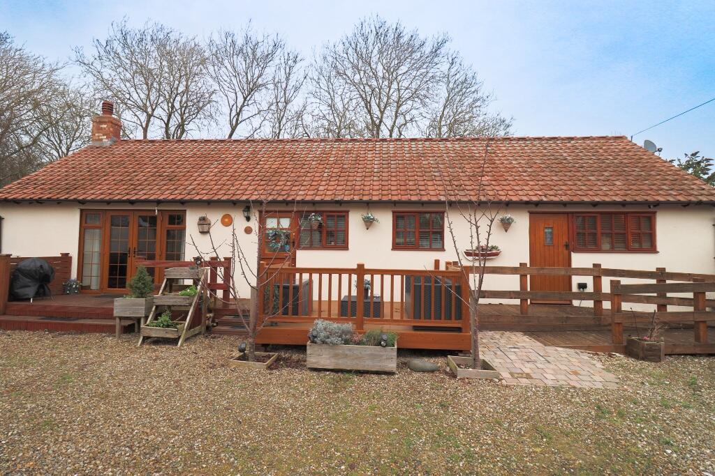 Main image of property: Stonegate, Hunmanby YO14 0NS